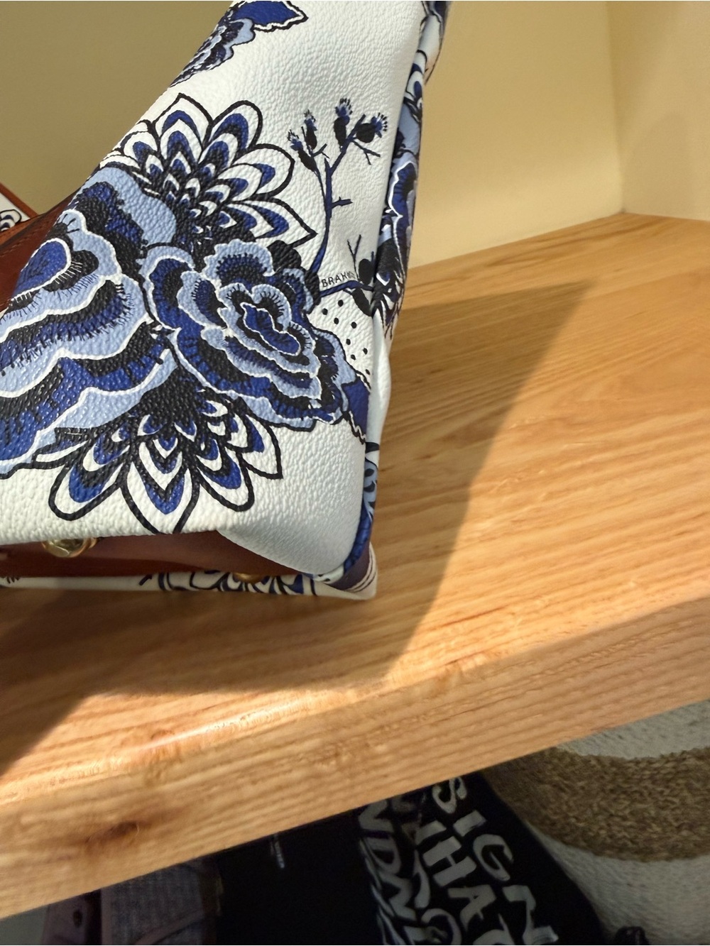 Rare Brahmin All-Day Tote in Blue Delft - Picture 9 of 13